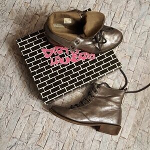Dirty LAUNDRY gunmetal boots. Size 9